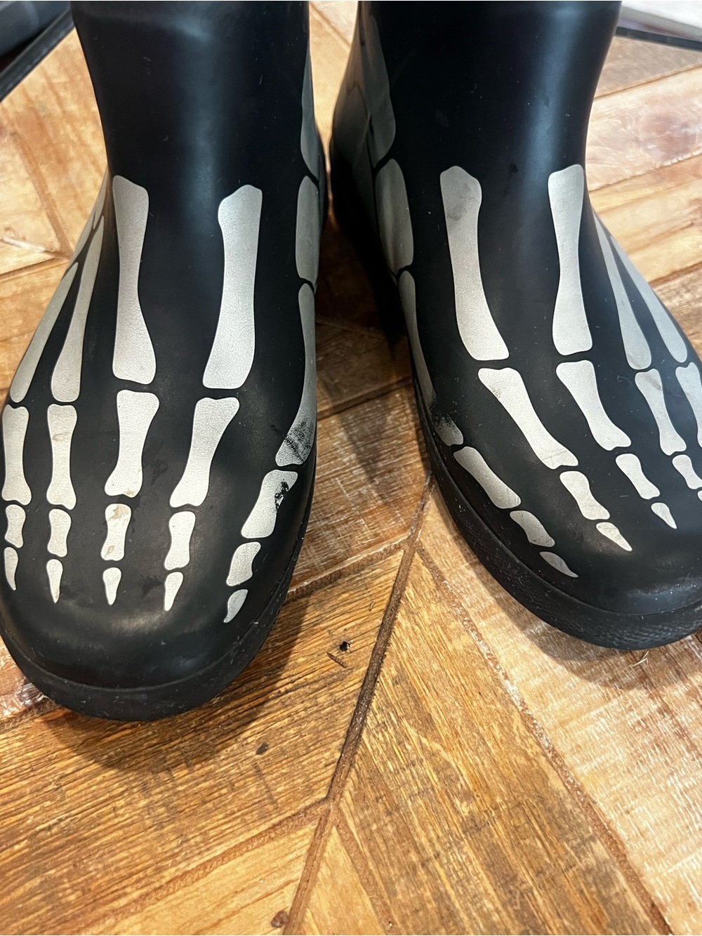 Hunter Kids Black Silver Skeleton Rain Boots Halloween Size 3 - Picture 11 of 16